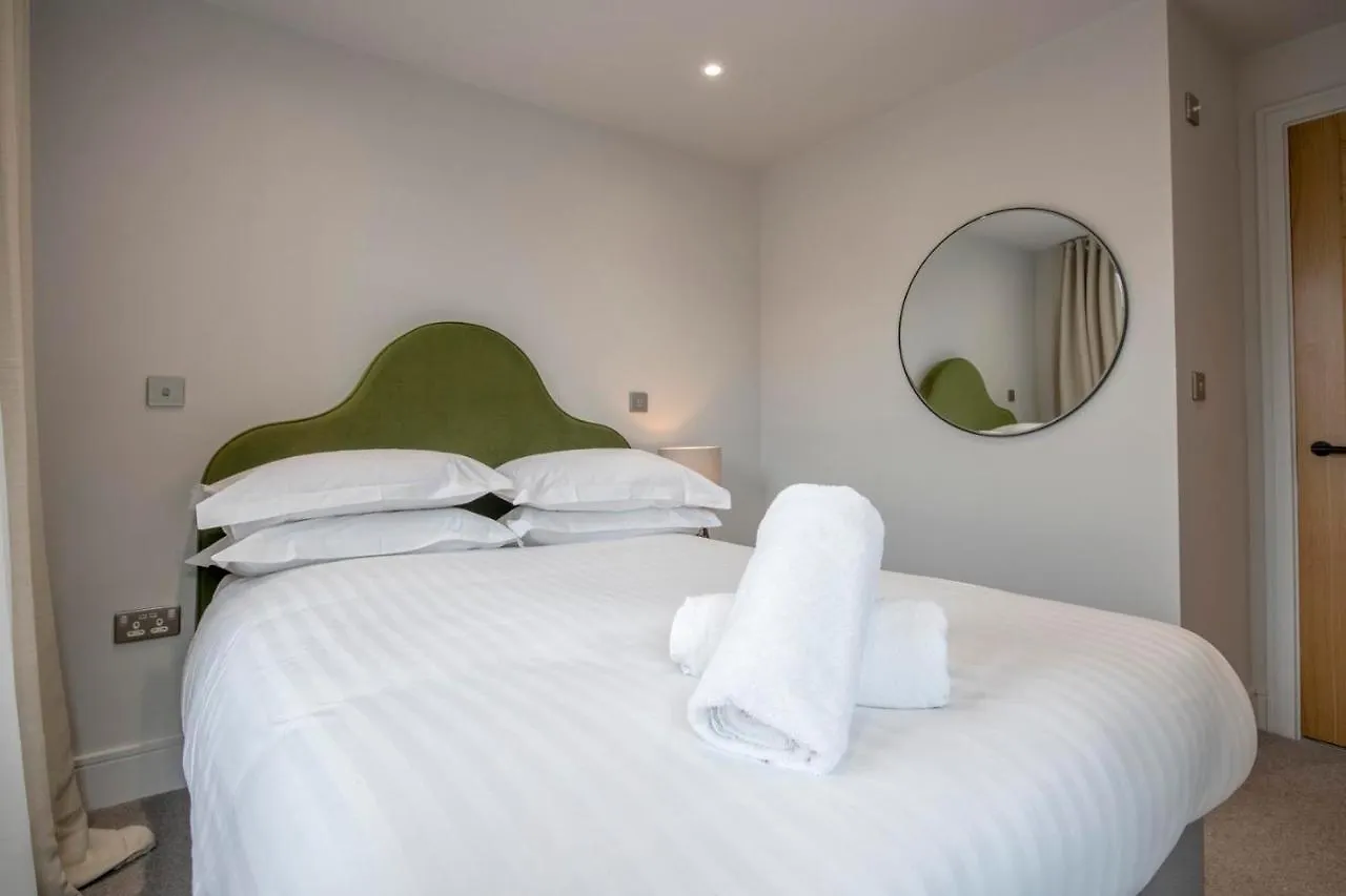 The Quadrant - The Carillon Suite York