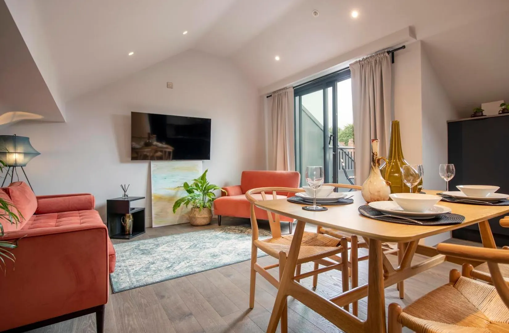 The Quadrant - The Carillon Suite York